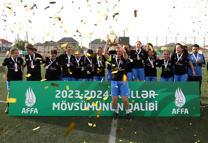 The winners of the AFFA U-17 Girls League were awarded (photos) 